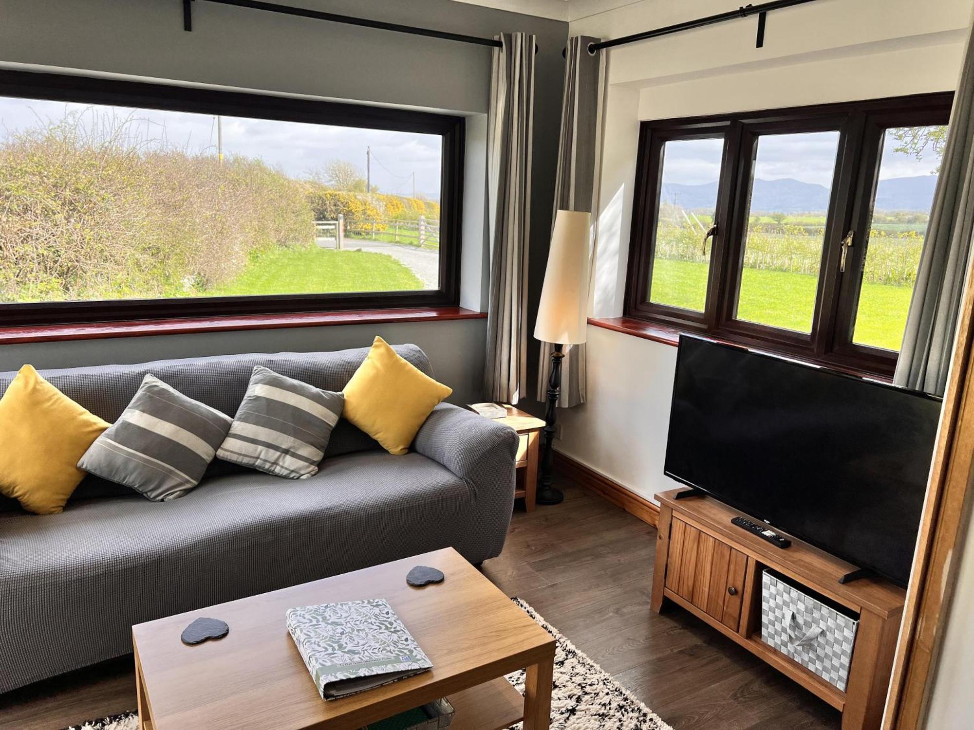 3 Bed Detached Cottage- Log Burner Mountain Views Beaumaris Eksteriør bilde